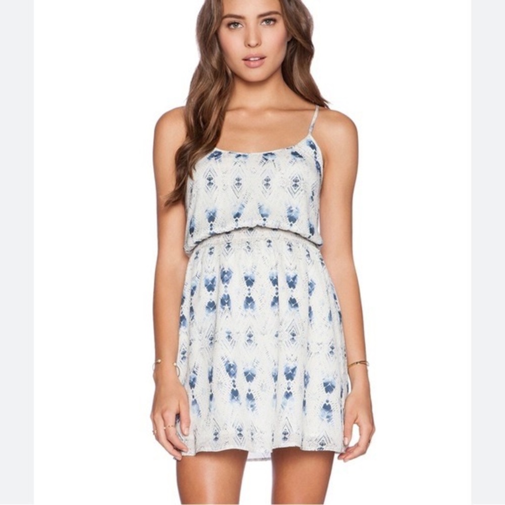 BB Dakota White and Blue Casual A-Line Dress- Medium